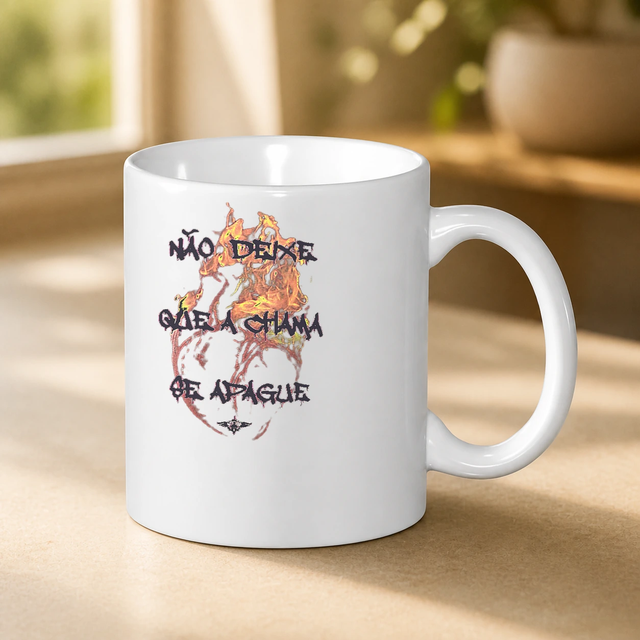 Caneca de cerâmica 340g Coração em Chamas em cena de uso