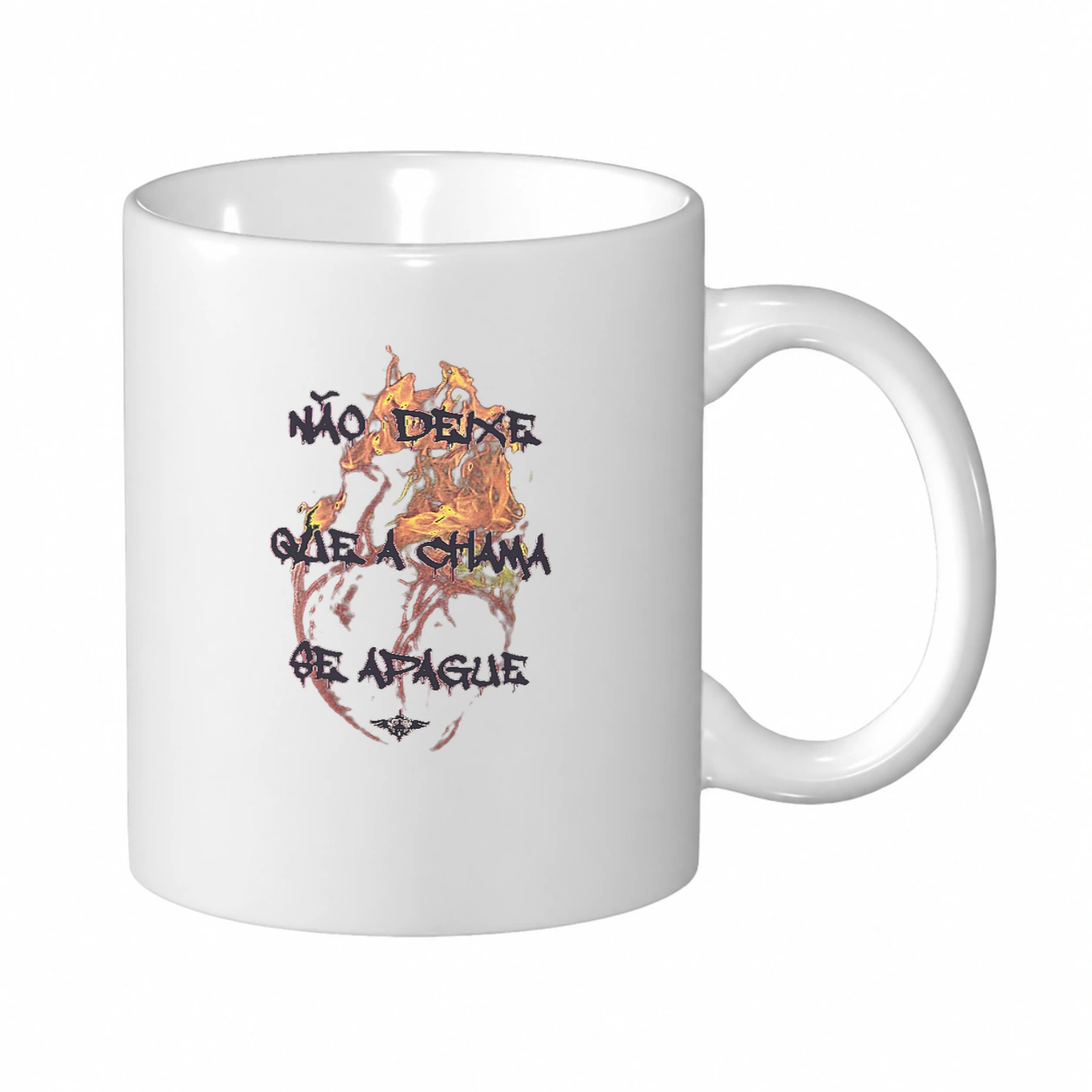 Caneca de cerâmica 340g Coração em Chamas | Fé que Veste